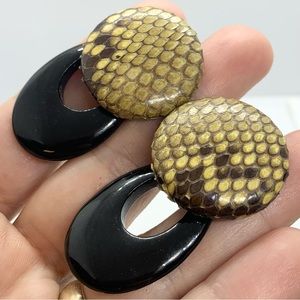 VINTAGE GENUINE SNAKE SKIN DOOR KNOCKER EARRINGS BLACK GLASS HOOPS CLIP ON